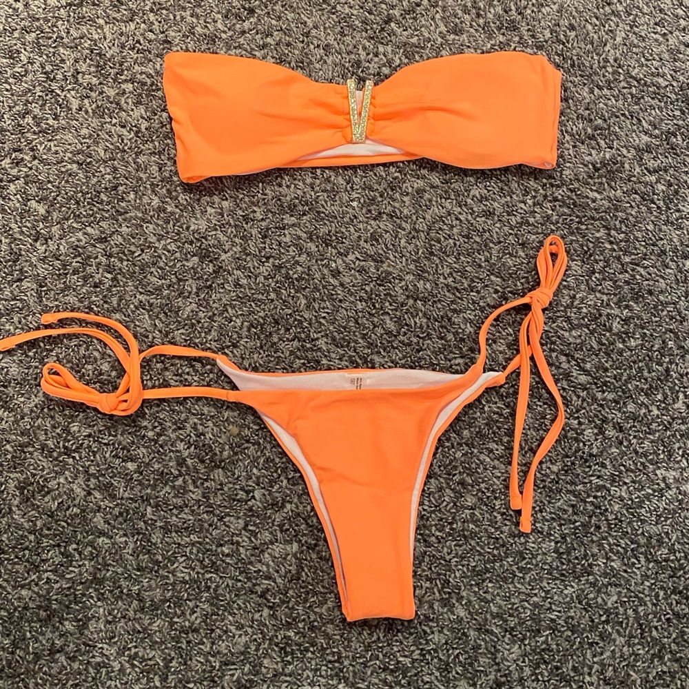 Orange strapless bikini set